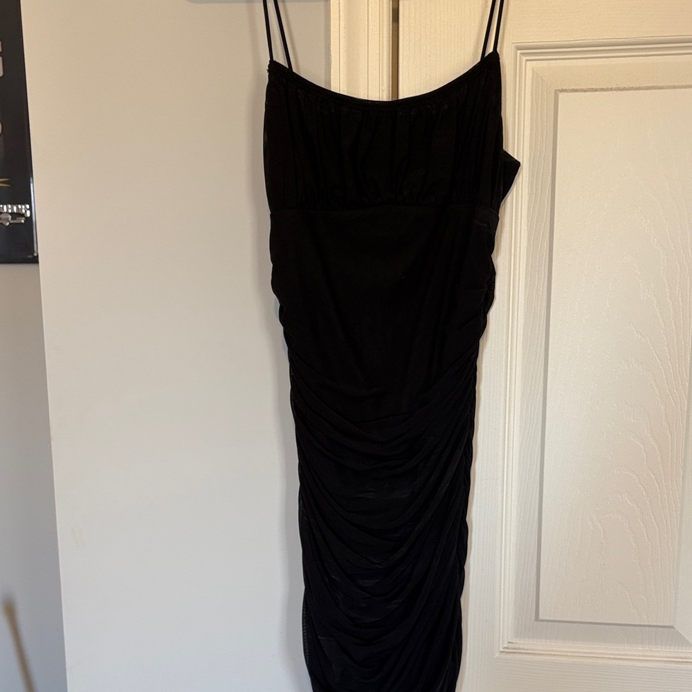 SHEIN Black Ruched Midi Dress